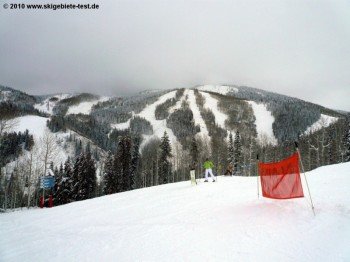 Abzweigung "Surprise"- und "Betwixt"-Abfahrten von der "Vagabond"-Piste!