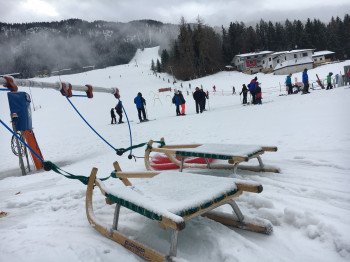 Ein Skikarussell sorgt für Abwechslung.