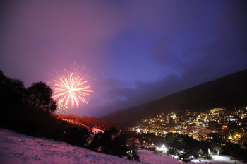Feuerwerk über der Stadt.