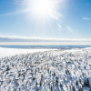 In der Sonne macht Skifahren doppelt so viel Spaß.