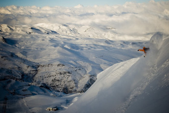 Das Skigebiet bietet atemberaubende Ausblicke in die chilenische Bergwelt.