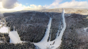 Luftbild des Skigebiets Voithenberg