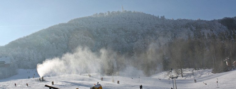Die Piste 3 ist mit einer Bescheiungsanlage ausgestattet
