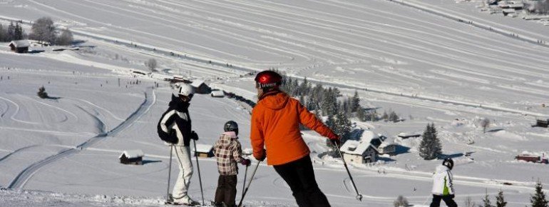 Der Großteil der Pisten in Weissensee ist blau markiert und eignet sich so ideal für Anfänger und Wiedereinsteiger.