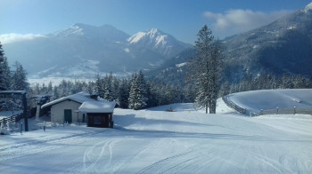 In weiten Schwüngen vom Gamskar zur Wettersteinabfahrt