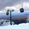 Die 10er Gondel Sky Waka führt zum Knoll Ridge Chalet, wo sich auf 2020m das höchstgelegene Restaurant Neuseelands befindet.