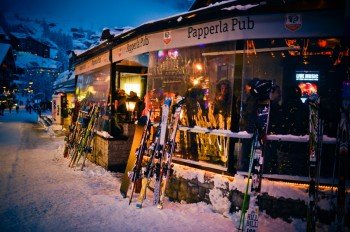 Das Papperla Pub in der Steinmattstraße in Zermatt