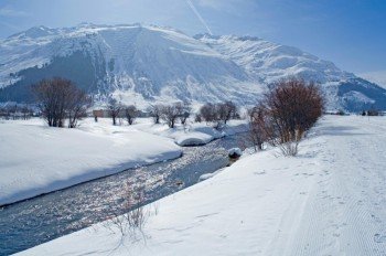 Die malerische Landschaft sorgt für Wintersportgenuss pur.