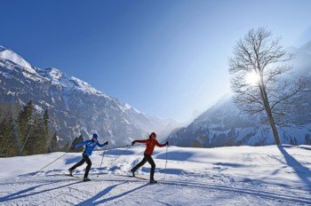 Ob für den klassischen Langlauf oder zum Skating - in Kandersteg findet jeder die richtige Loipe für sich.
