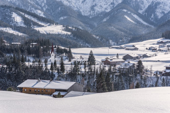 Blick auf Steinberg am Rofan
