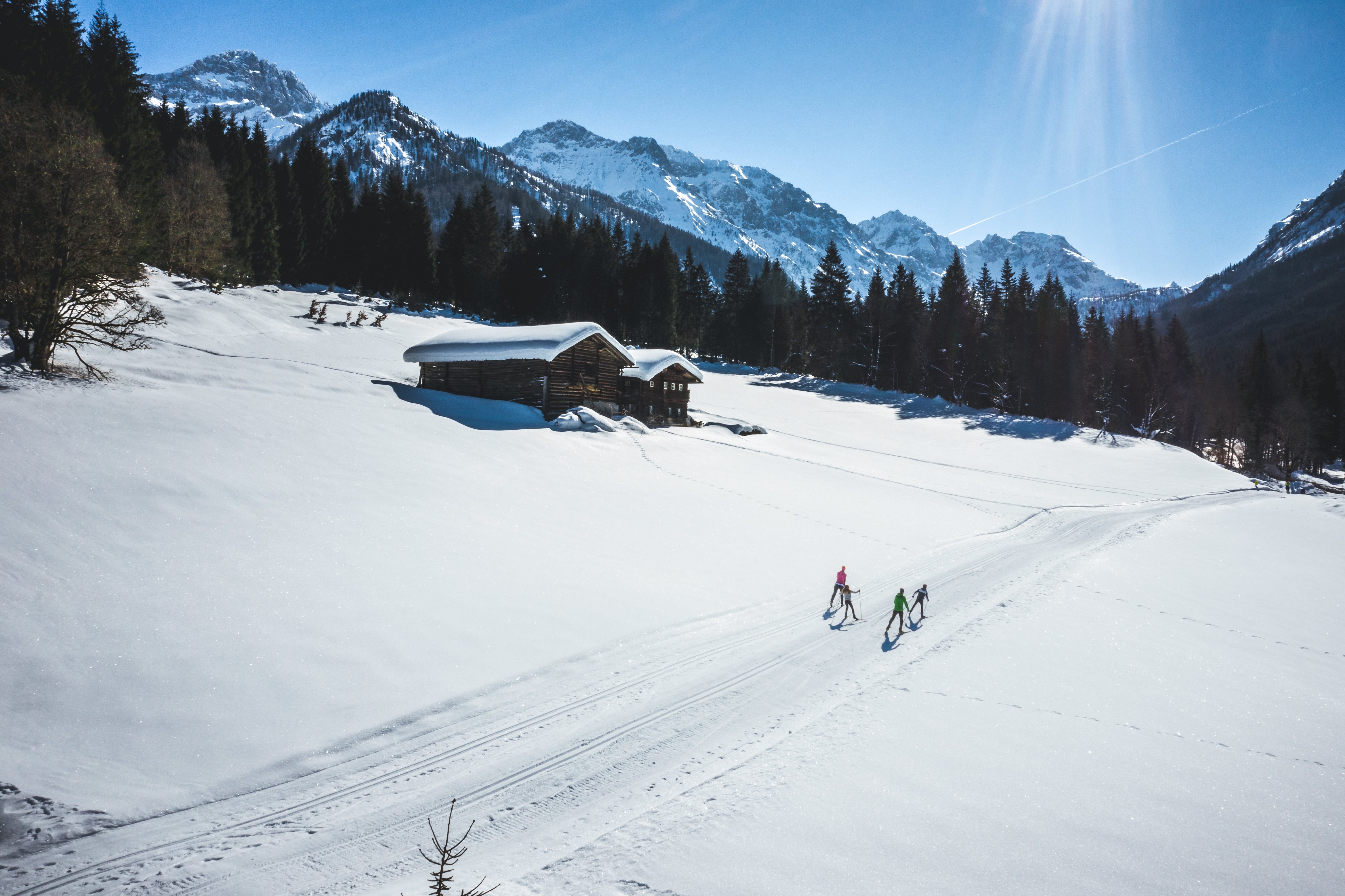 Ostloipe mit Bauernhof Kressl
