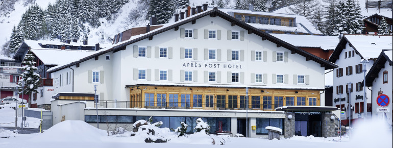 APRÉS POST HOTEL