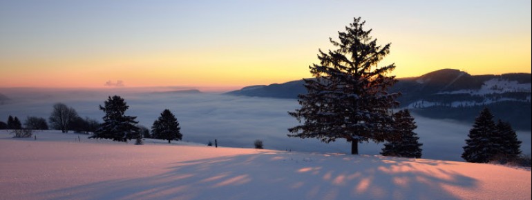 Ausblick in den Naturpark Thal bei Herbetswil