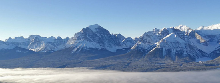 Traumpanorama in Lake Louise in Alberta, Kanada